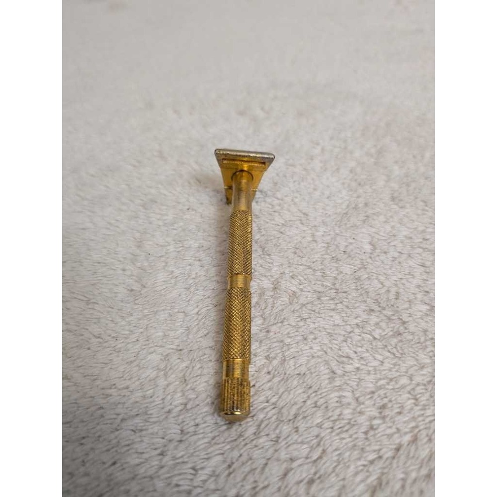 Merkur Solingen DE Safety Razor Gold Vintage German Double Edge Shaving Tool - Picture 7 of 10